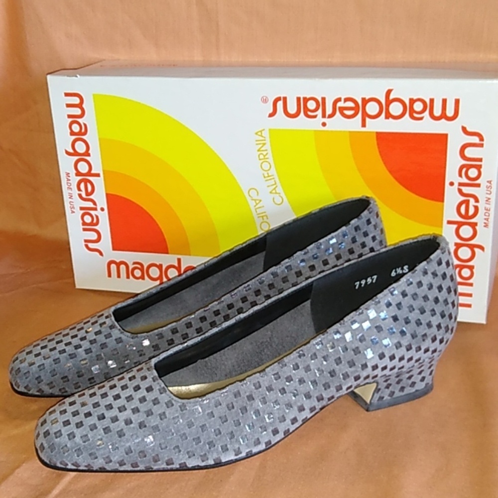 California Magdesians  Heels - size 6 1/2 S